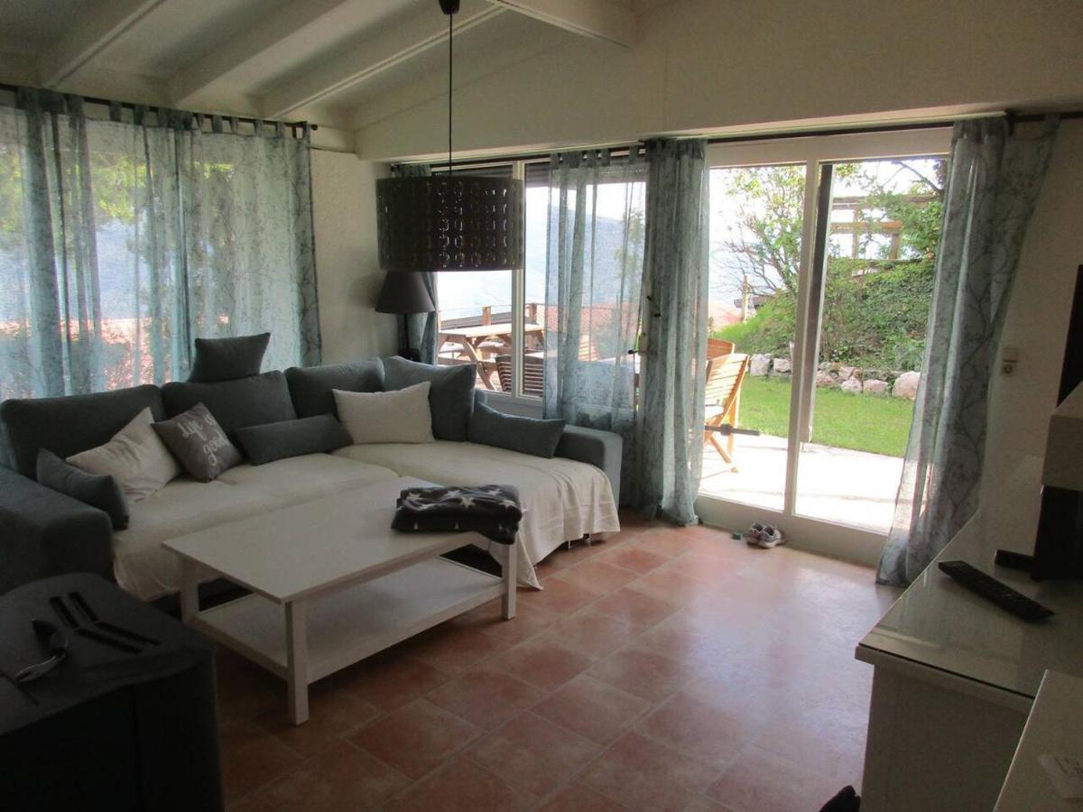 Villa Inviting 2-Bed House In Tignale à Olzano Extérieur photo